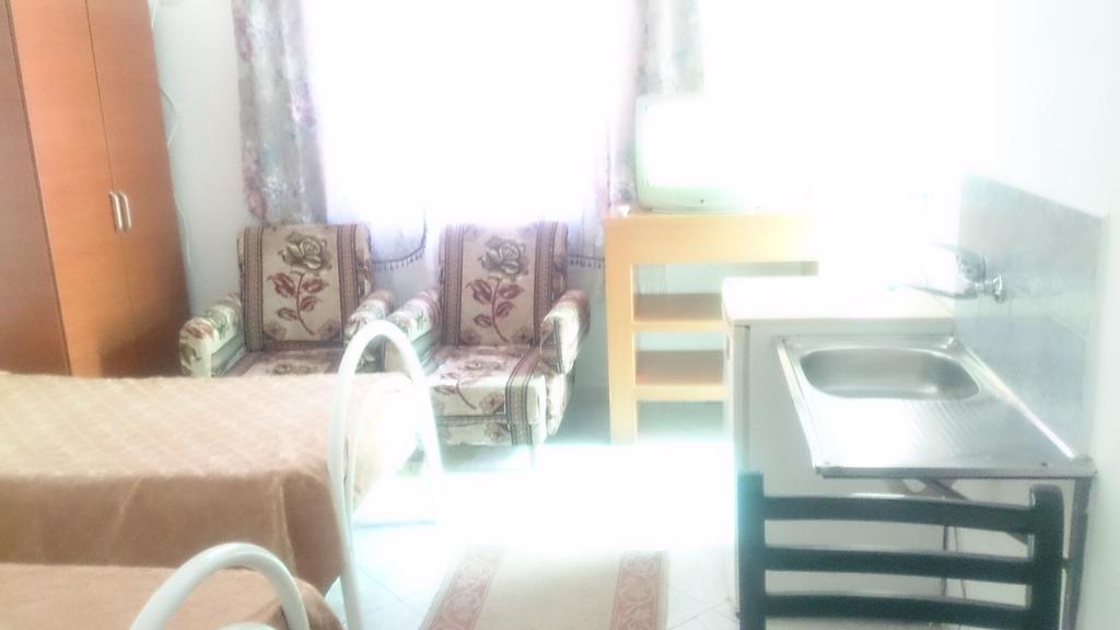 Camping Late Gjirokaster Bagian luar foto